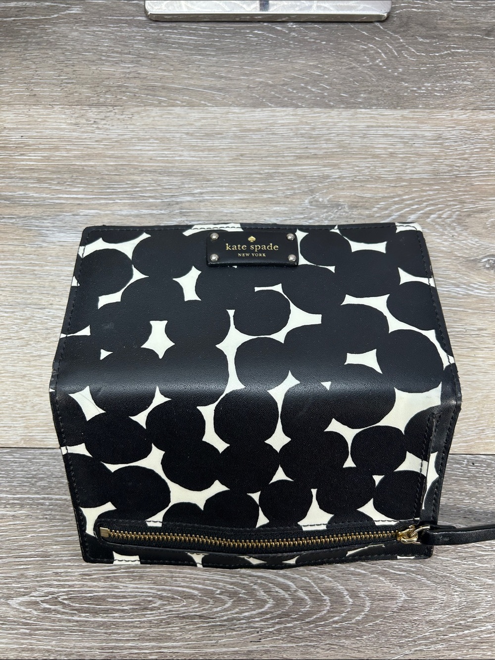 kate spade Black & Cream Graphic Dot Zip Wallet - Picture 3 of 10